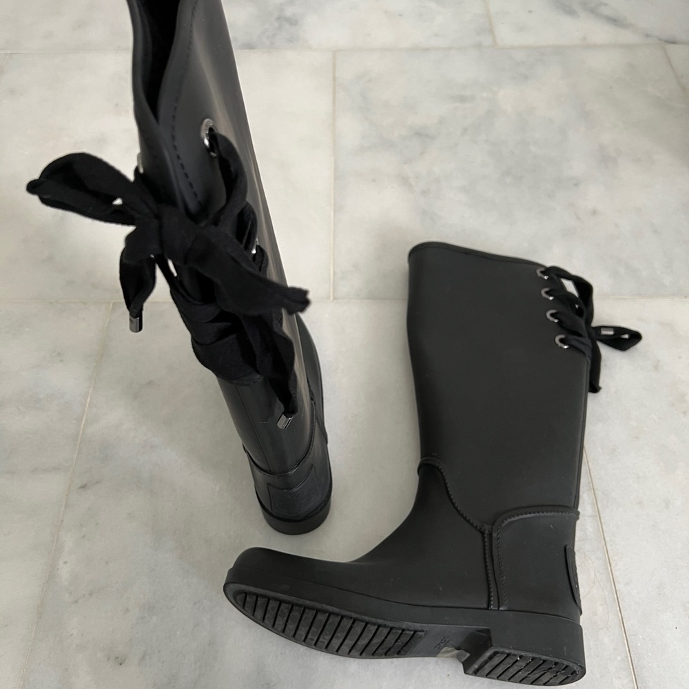 Coach Rain Boots Tie Back Like New! Sz 8.